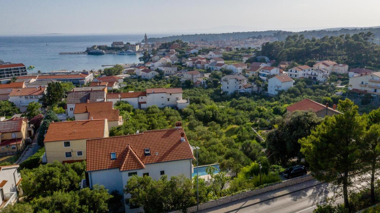 Apartments Padovan Banjol Eksteriør bilde