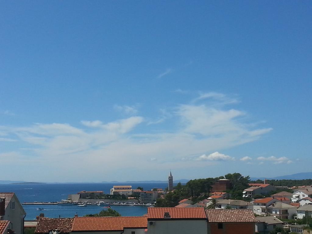Apartments Padovan Banjol Rom bilde